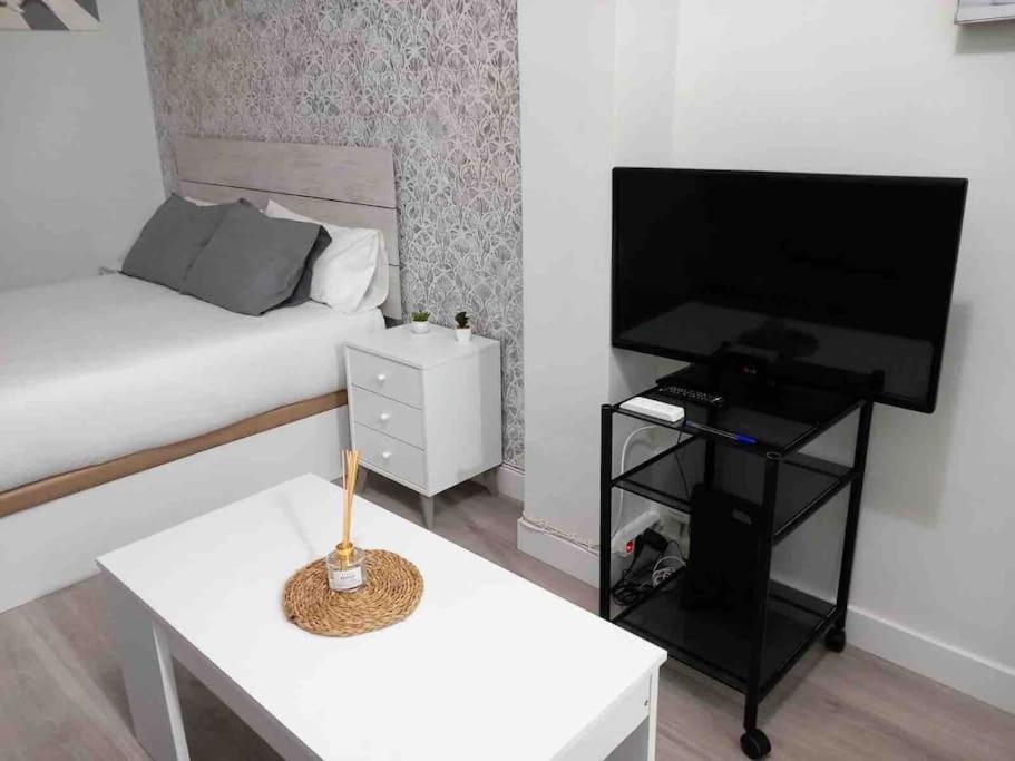 Apartamento En El Corazon De Мадрид Екстериор снимка