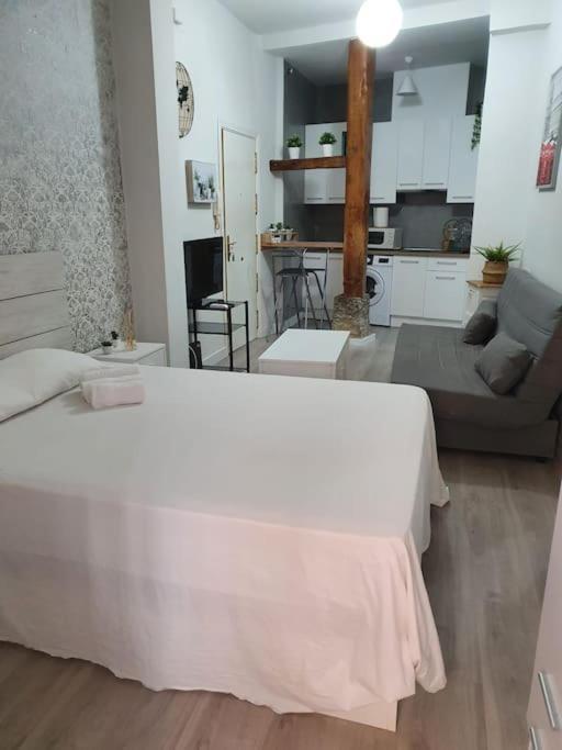 Apartamento En El Corazon De Мадрид Екстериор снимка